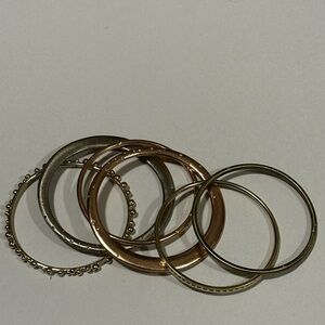 Assortment of Kendra Scott bangles